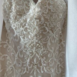 Maggie Sottero Wedding Dress in Ivory/Nude Size 14
